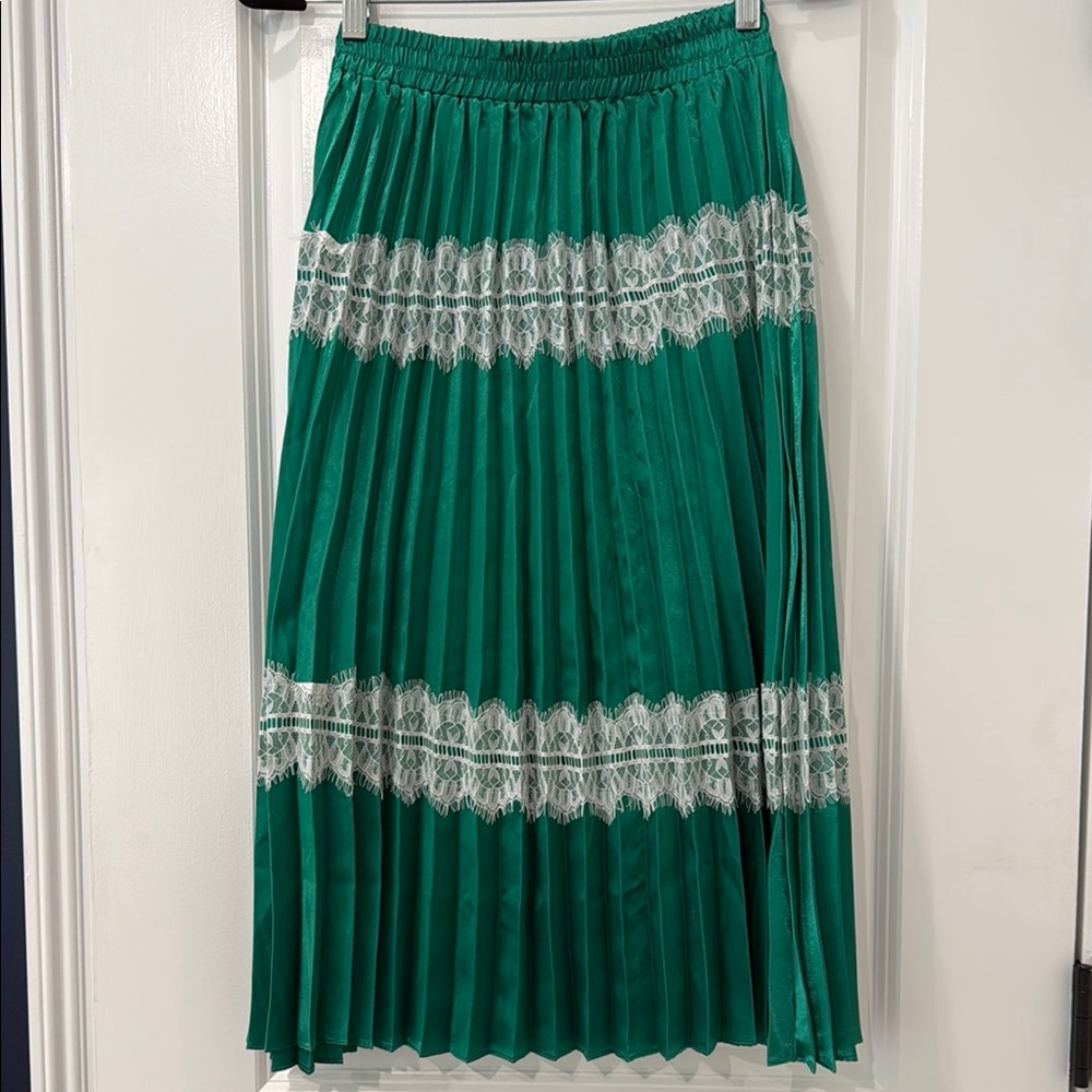 Endless Rose Green and White Pleated Midi Skirt